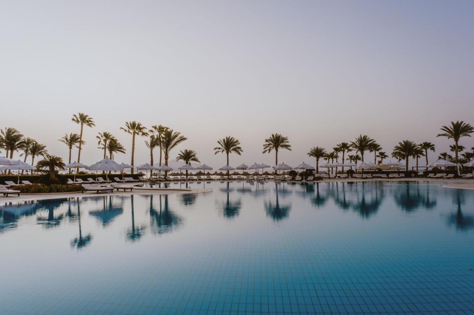 Baron Resort Sharm El Sheikh (Adults Only) Exterior foto The pool at the St. Regis