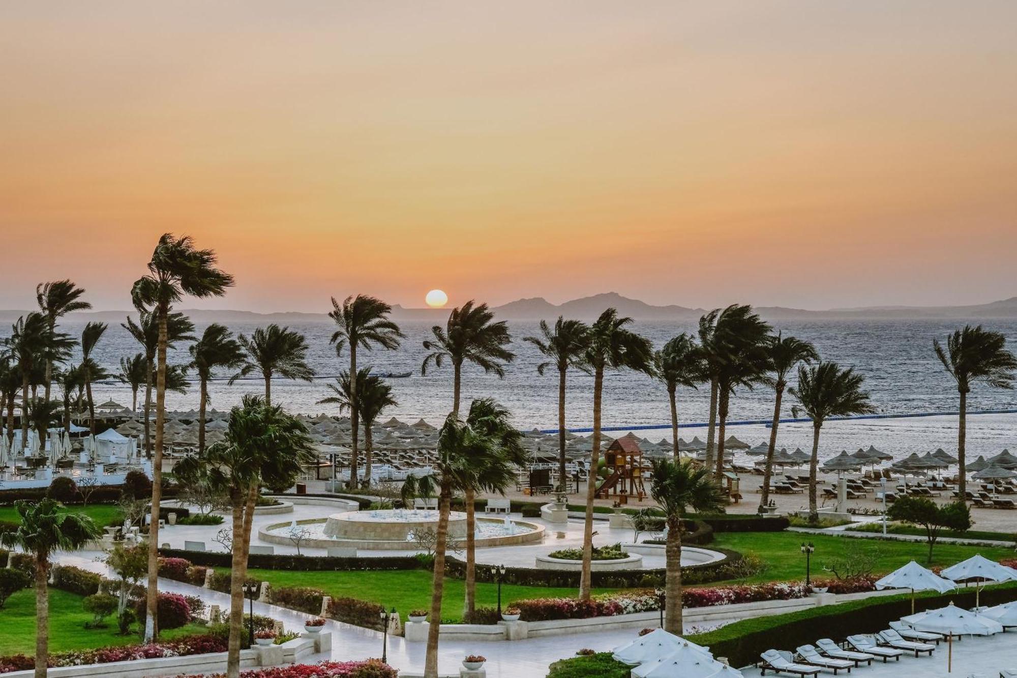 Baron Resort Sharm El Sheikh (Adults Only) Exterior foto Sunrise at the Hilton Sharm El Sheikh