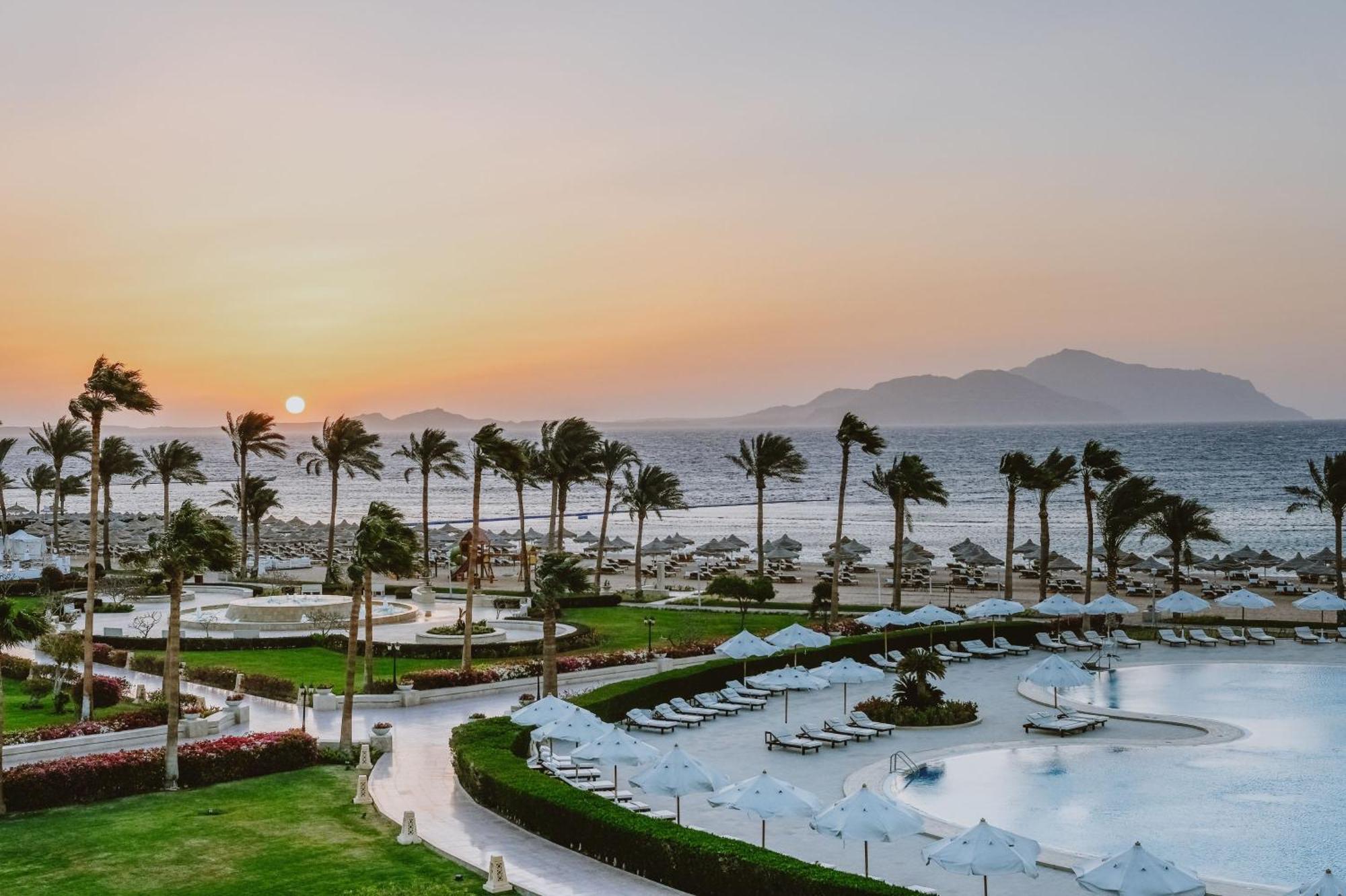 Baron Resort Sharm El Sheikh (Adults Only) Exterior foto Sunrise at the Hilton Sharm El Sheikh